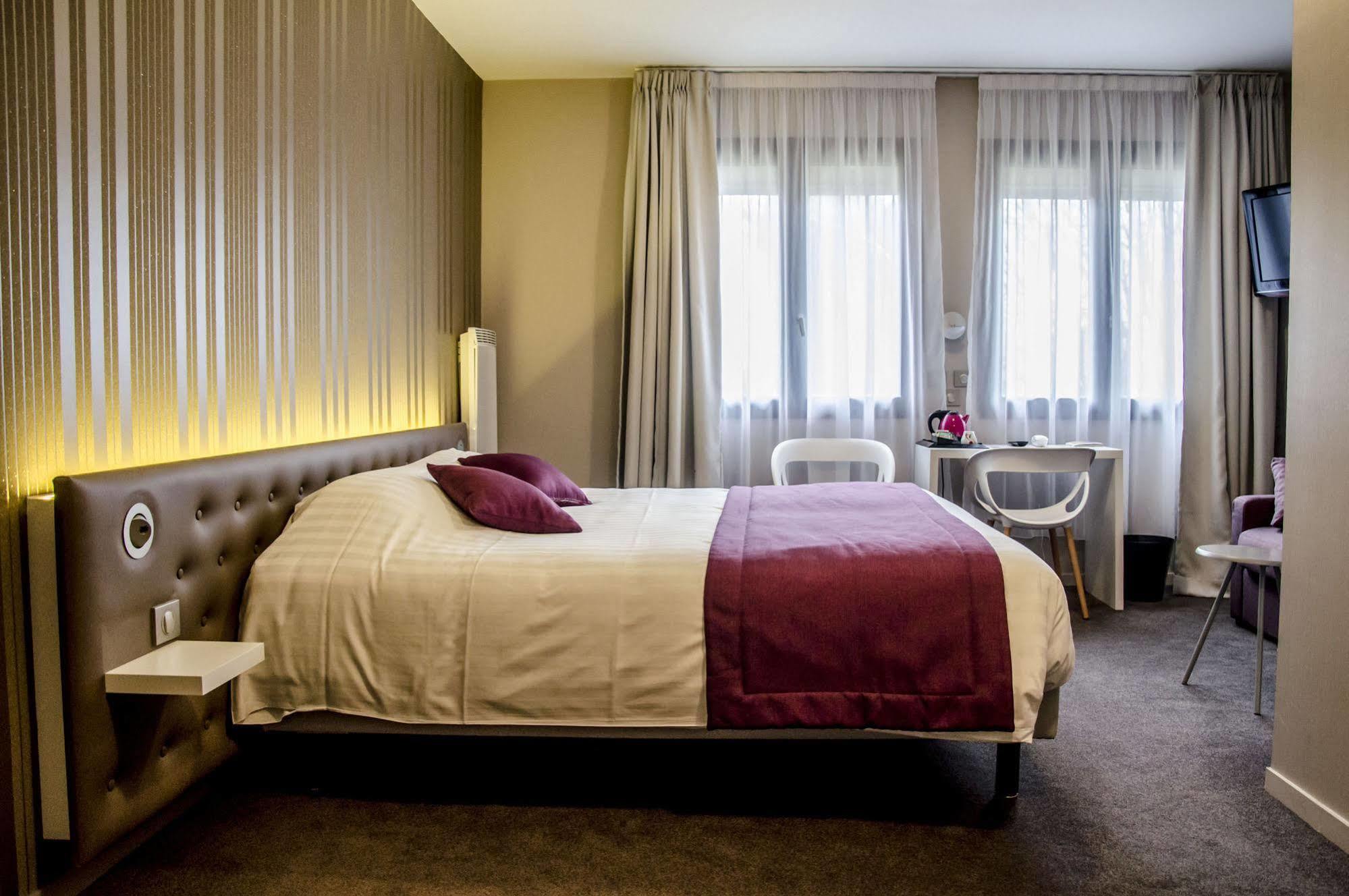 Les Caps Hotel Lamballe Eksteriør billede