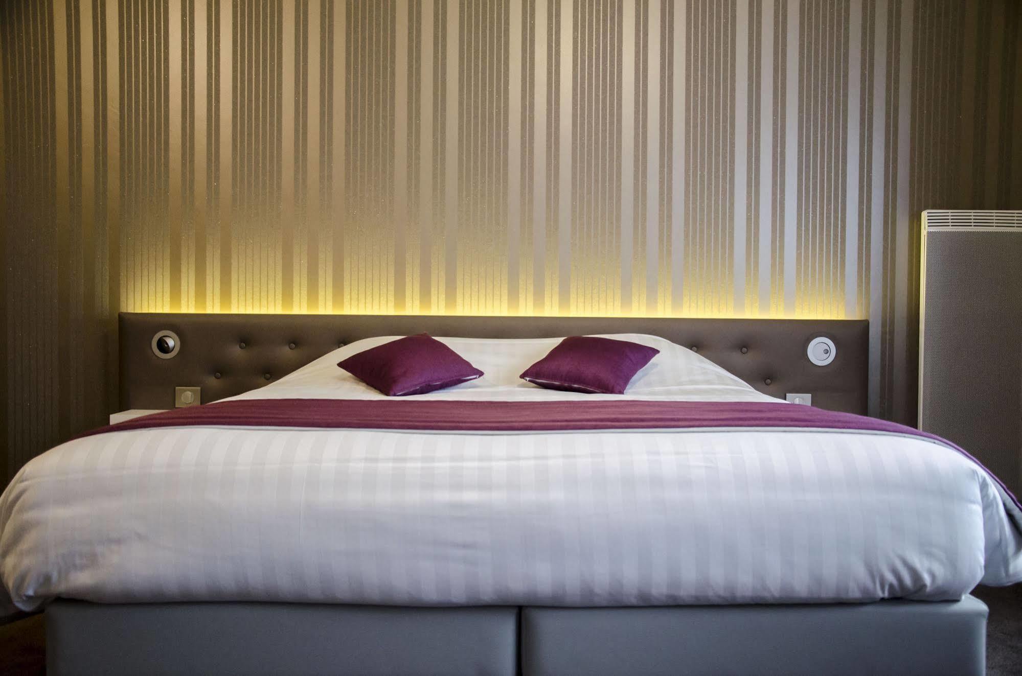 Les Caps Hotel Lamballe Eksteriør billede